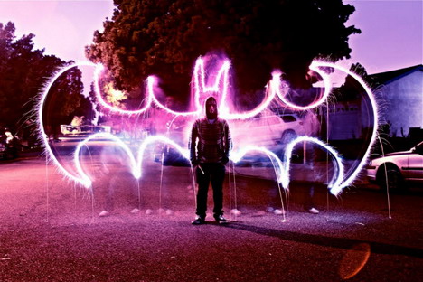 28 Spectacular Light Painting Images (Guaranteed to Inspire You!)